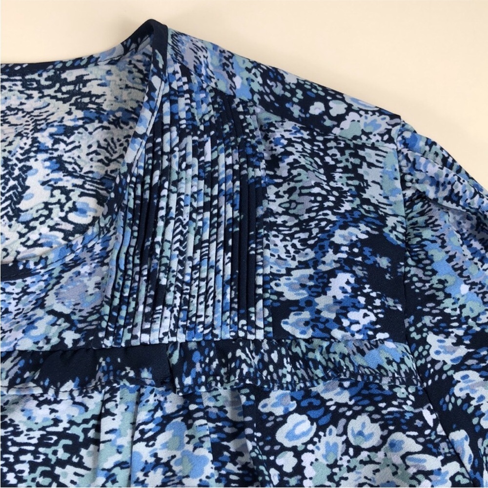 Joie Blouse Peasant Style Blue Parisian Paisley 1/4 Button Size Medium - Picture 15 of 15